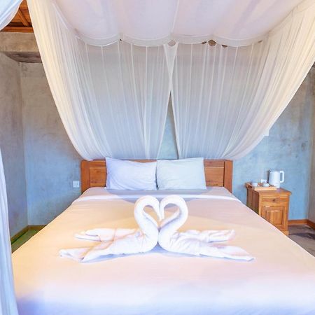 Kubu D'Carik Villa & Bungalow By Ecommerceloka Munggu Екстер'єр фото